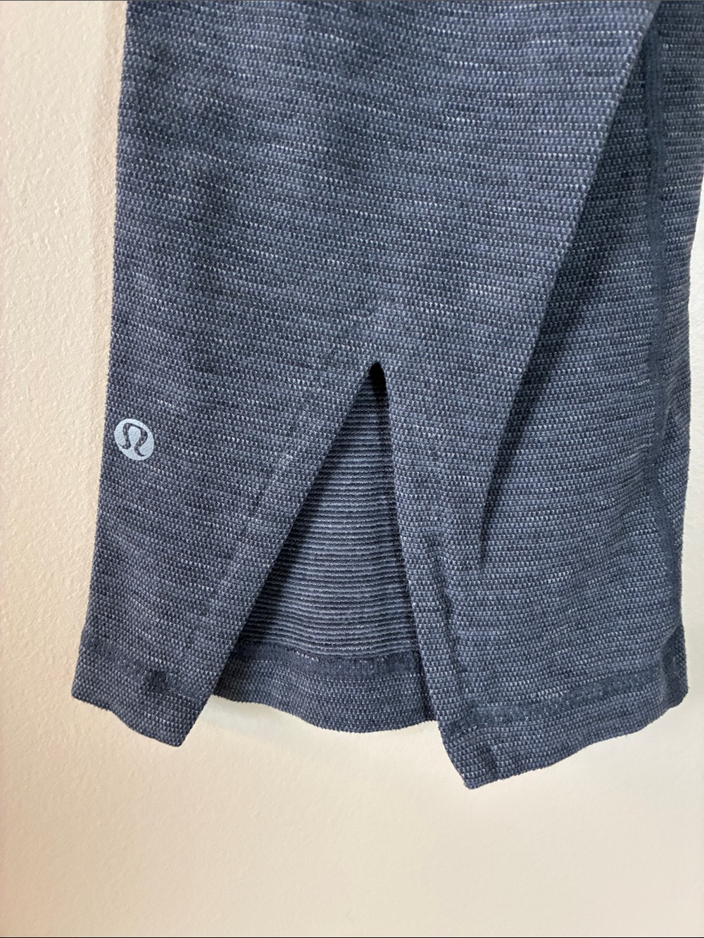 Lululemon capris - Picture 3 of 5